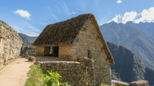 Classic Inca Trail vs Private Machu Picchu Tours